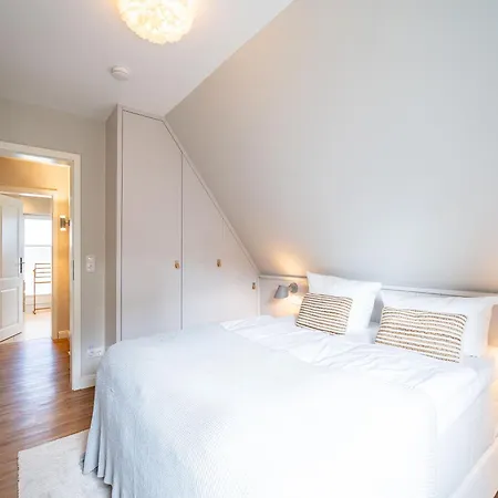 Semesterbostad Bansin Charmante *