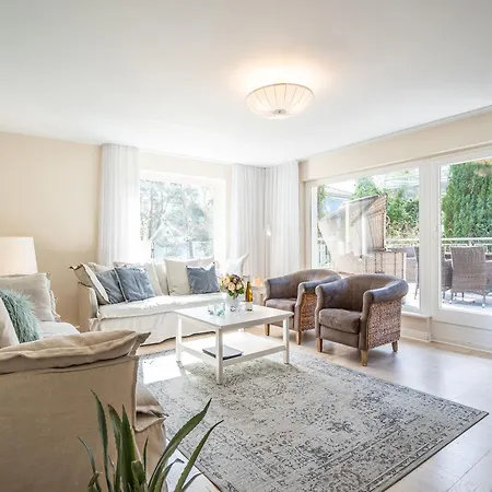 Bansin Charmante 塞巴特黑灵斯多夫